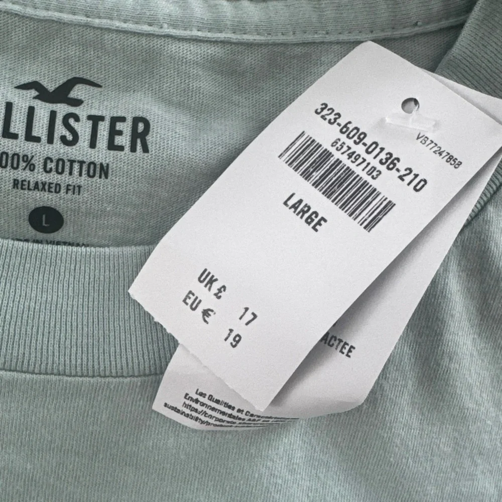 NWT Hollister Blue Logo Graphic Tee Large - Picture 3 of 4